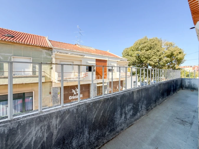 Moradia T5 para Venda em São João Baptista e Santa Maria dos Olivais Foto 34