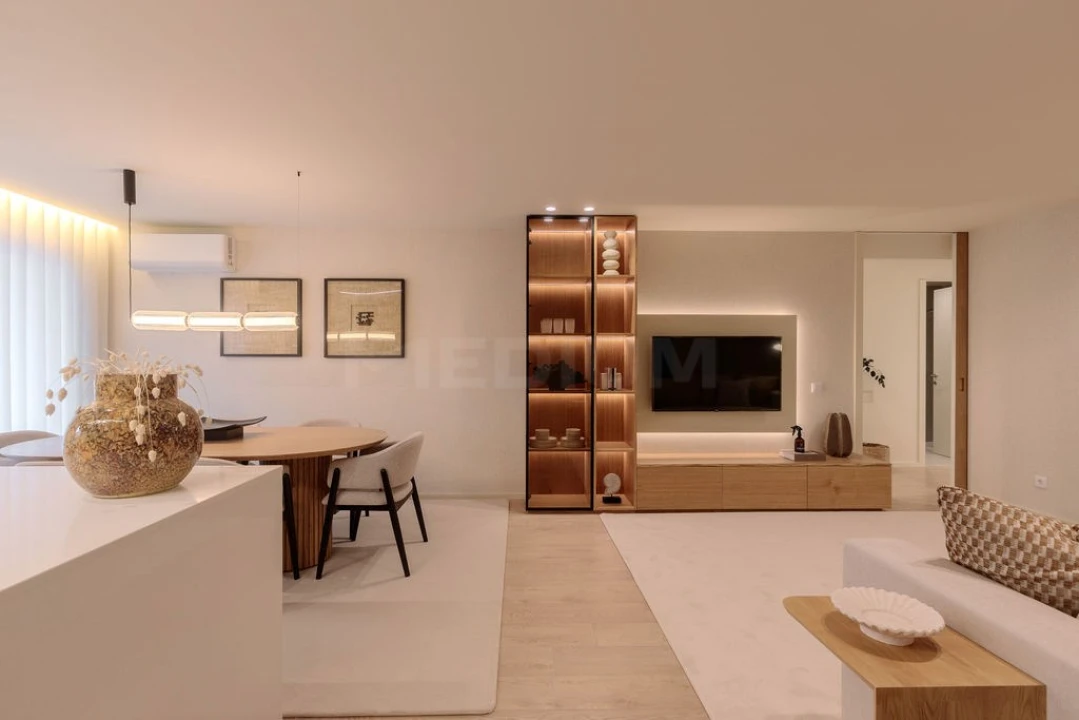 Apartamento T3 para Venda em Vila Nova de Famalicão e Calendário Foto 2