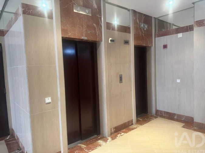 Apartamento T2 para Arrendamento em Avenidas Novas Foto 26