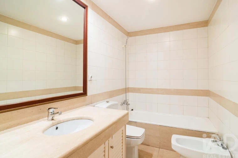Apartamento T2 para Arrendamento em Avenidas Novas Foto 23