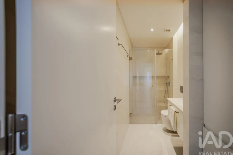 Apartamento T1 para Arrendamento em Arroios Foto 12