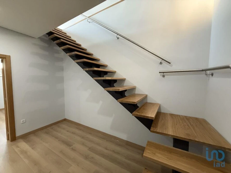 Apartamento T3 para Venda em Poiares e Canelas Foto 13