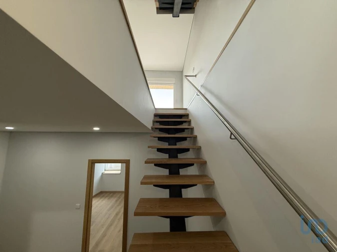 Apartamento T3 para Venda em Poiares e Canelas Foto 14