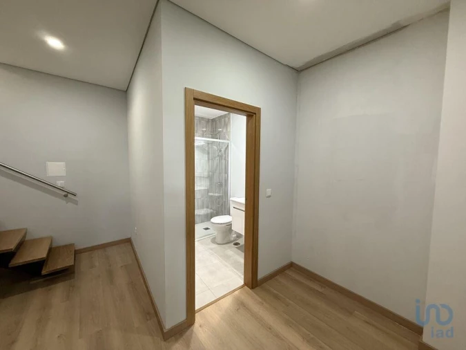 Apartamento T3 para Venda em Poiares e Canelas Foto 12