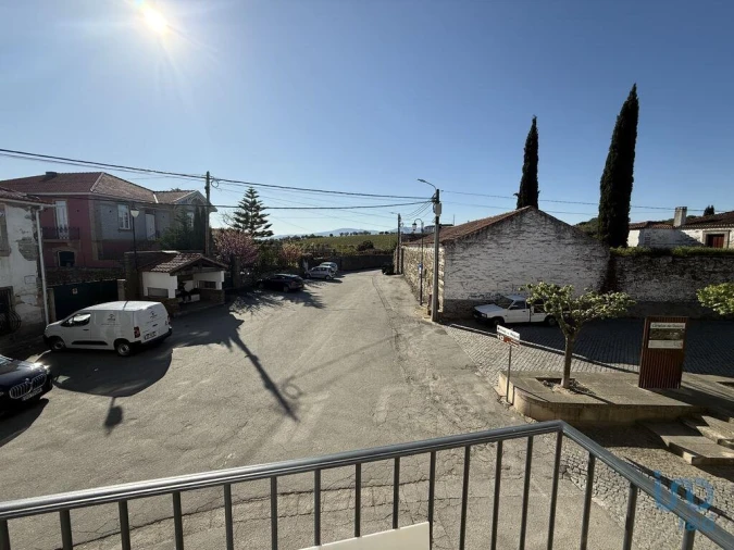 Apartamento T3 para Venda em Poiares e Canelas Foto 1