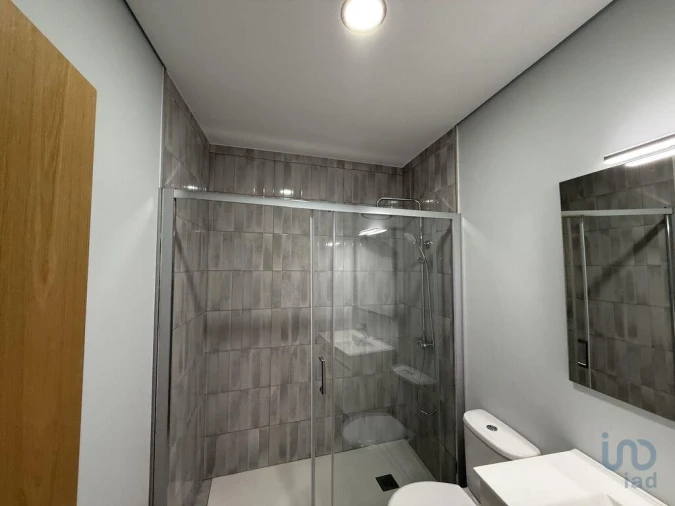 Apartamento T3 para Venda em Poiares e Canelas Foto 3