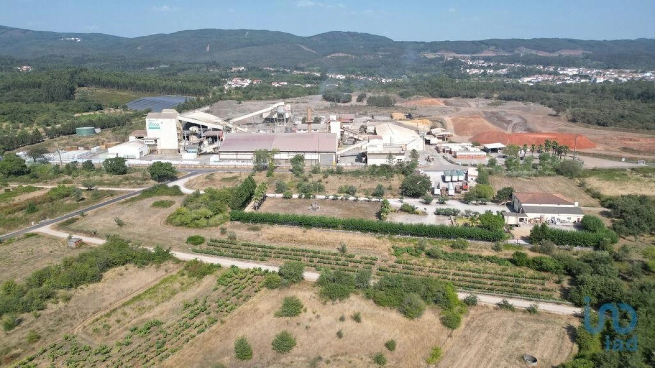 Terreno para Venda em Cumeeira Foto 7