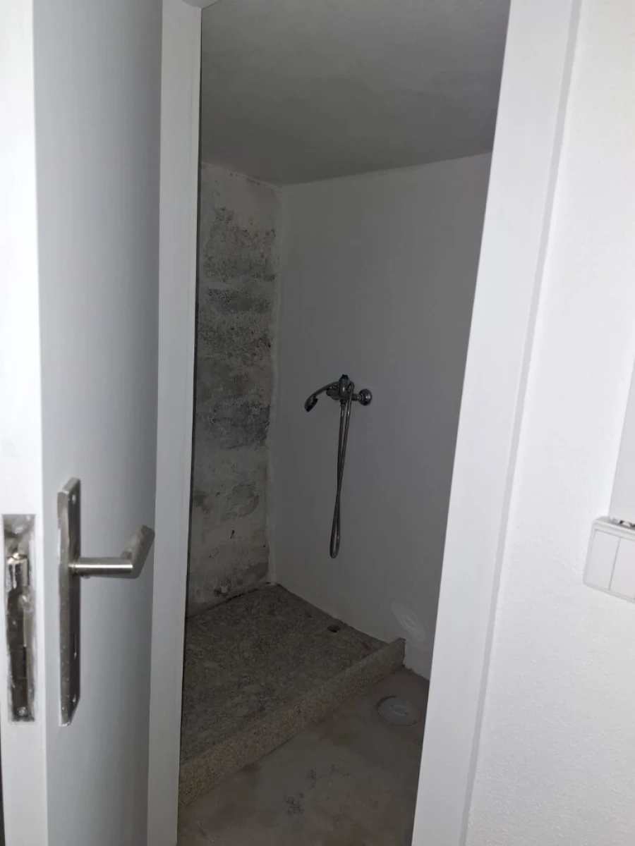 Armazém para Arrendamento em Atães e Rendufe Foto 5