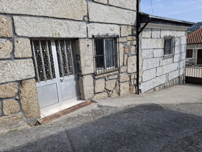 Armazém para Arrendamento em Atães e Rendufe Foto 4