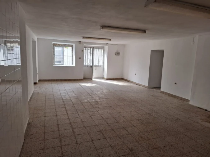 Armazém para Arrendamento em Atães e Rendufe Foto 2