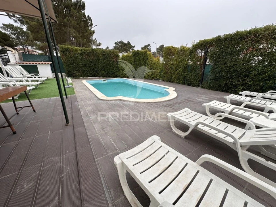 Moradia T7 para Venda em Sesimbra (Castelo) Foto 2