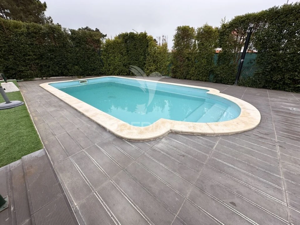 Moradia T7 para Venda em Sesimbra (Castelo) Foto 1