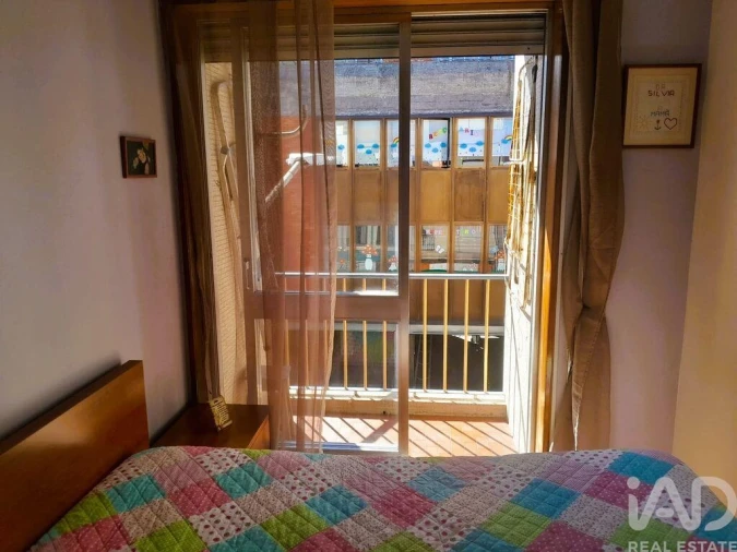 Apartamento T2 para Venda em Paranhos Foto 8