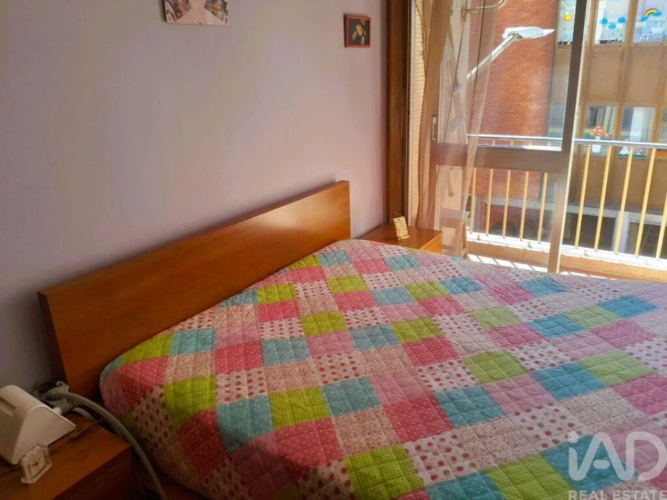Apartamento T2 para Venda em Paranhos Foto 4