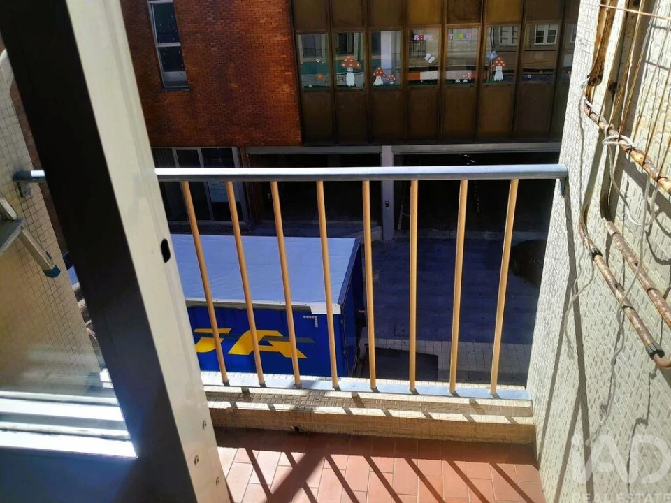 Apartamento T2 para Venda em Paranhos Foto 9