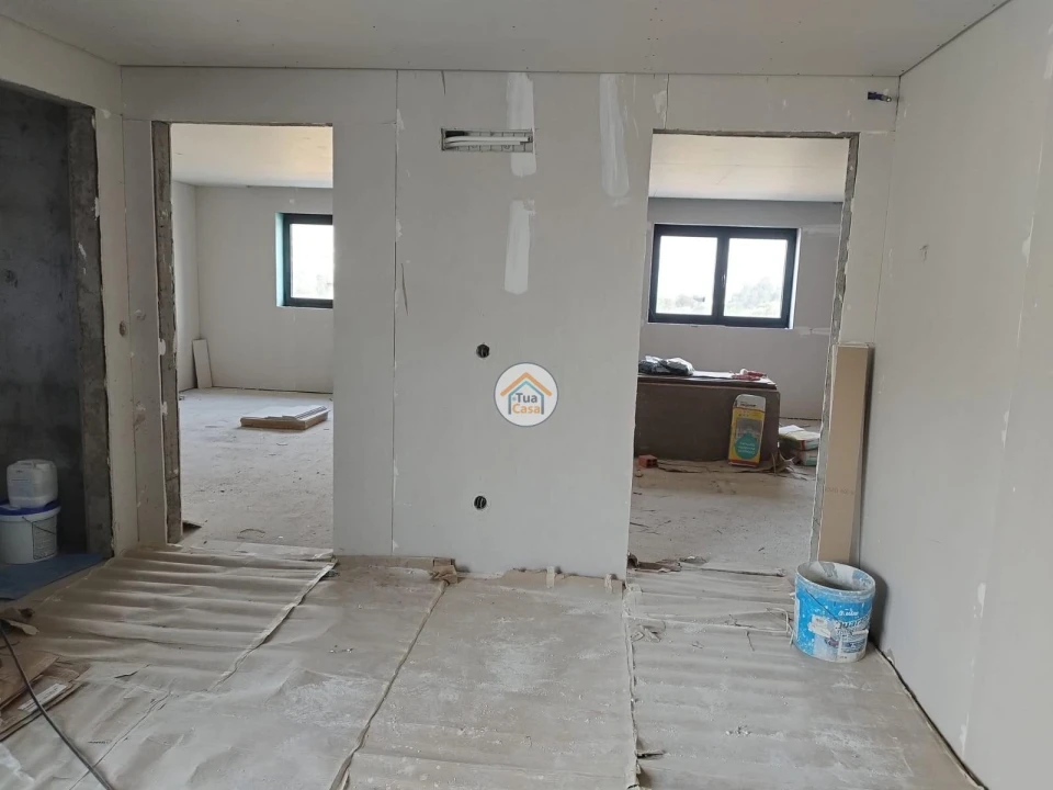 Moradia T5 para Venda em Cossourado Foto 15