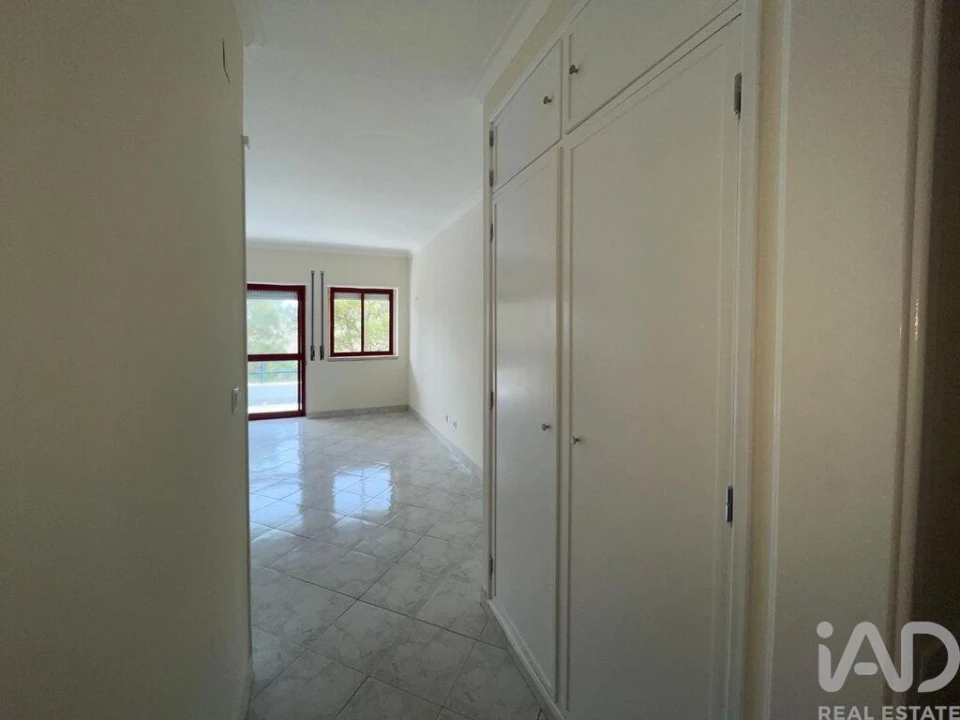 Apartamento T1 para Venda em Santa Maria e São Miguel, São Martinho, São Pedro Penaferrim Foto 16