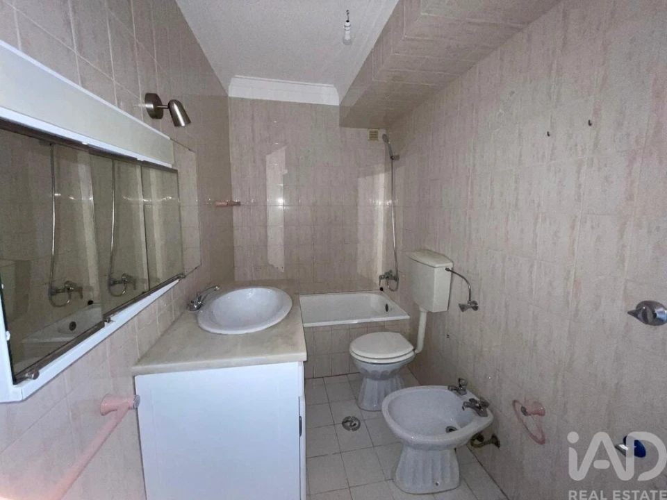 Apartamento T1 para Venda em Santa Maria e São Miguel, São Martinho, São Pedro Penaferrim Foto 15