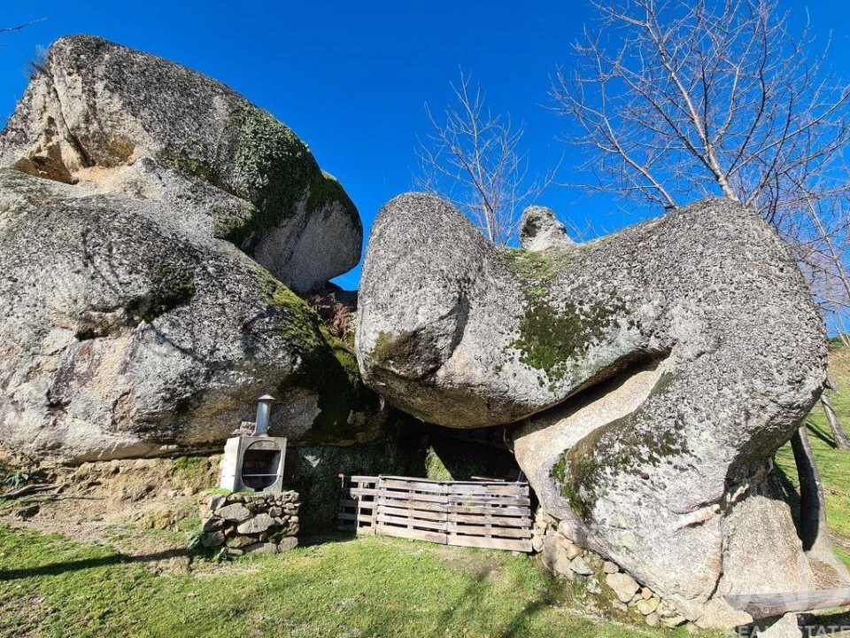 Moradia T2 para Venda em Lagos da Beira e Lajeosa Foto 9