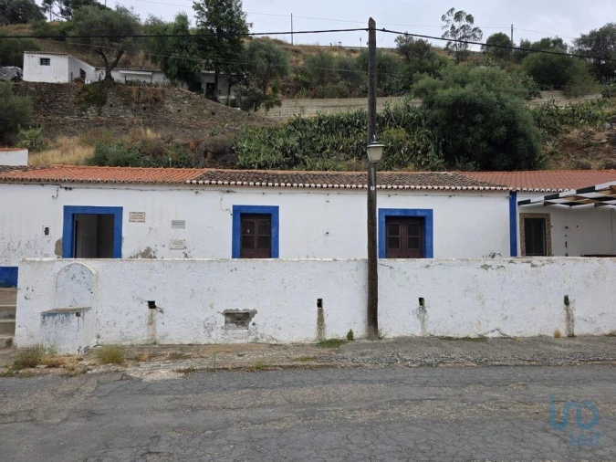 Loja para Venda em Santana de Cambas Foto 9