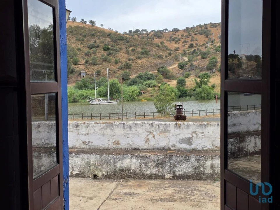 Loja para Venda em Santana de Cambas Foto 1