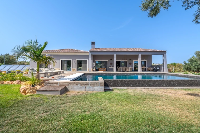 Moradia T3 para Venda em Ferragudo Foto 3