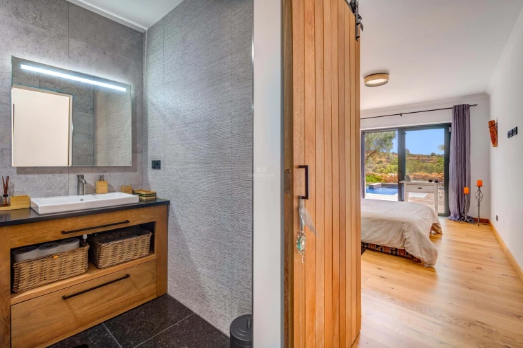 Moradia T3 para Venda em Ferragudo Foto 28