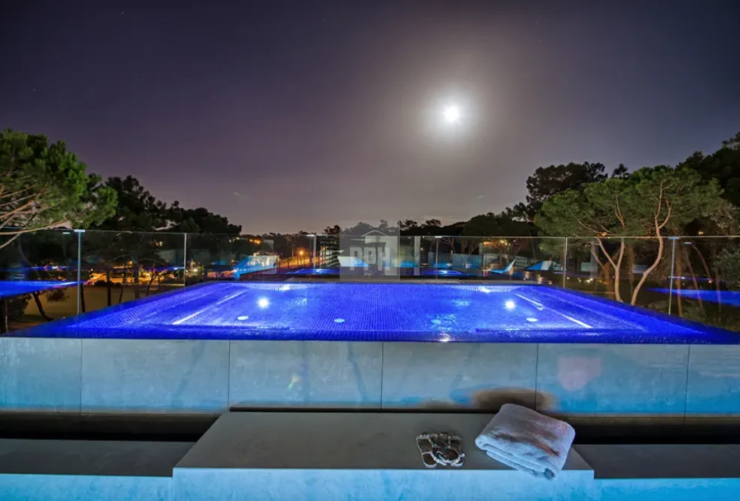 Moradia T6 para Venda em Almancil Foto 31