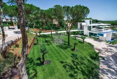 Moradia T6 para Venda em Almancil