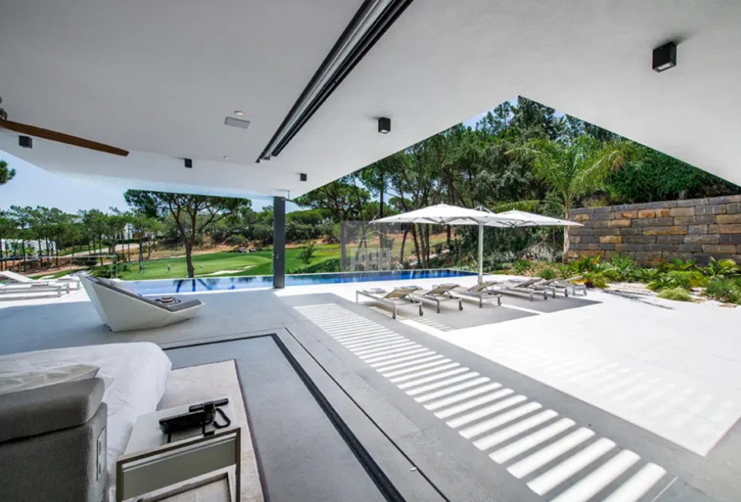 Moradia T6 para Venda em Almancil Foto 37