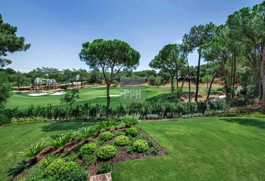 Moradia T6 para Venda em Almancil Foto 12