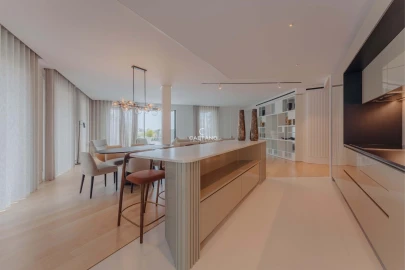Apartamento T2 para Venda em Funchal (Se)