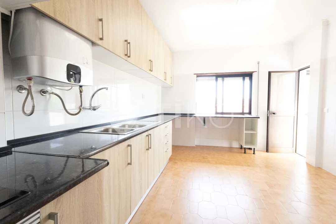 Apartamento T2 para Venda em União das Freguesias de Setúbal Foto 2