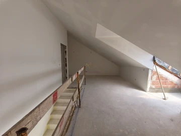 Apartamento T4 para Venda em Alcantara