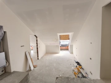 Apartamento T4 para Venda em Alcantara