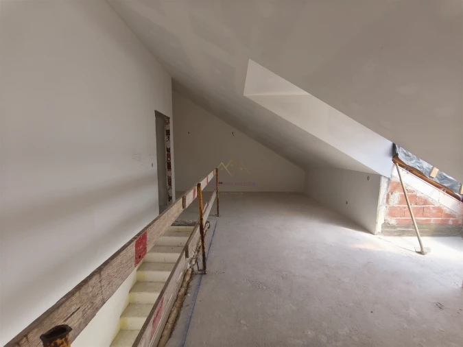 Apartamento T4 para Venda em Alcantara Foto 27
