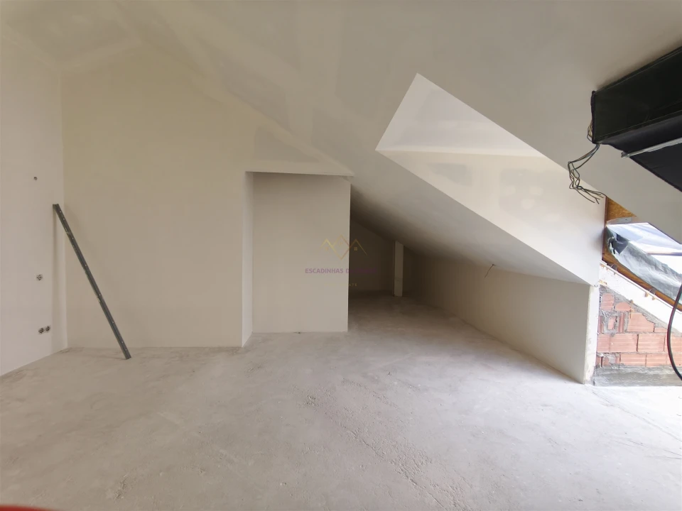 Apartamento T4 para Venda em Alcantara Foto 28