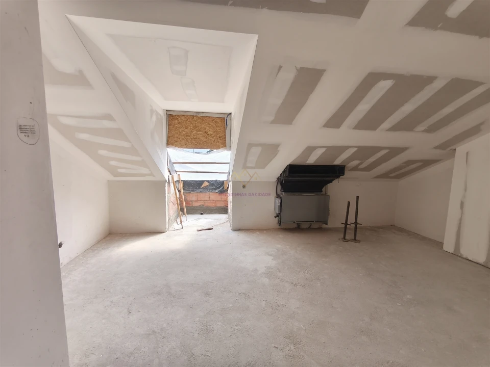 Apartamento T4 para Venda em Alcantara Foto 25