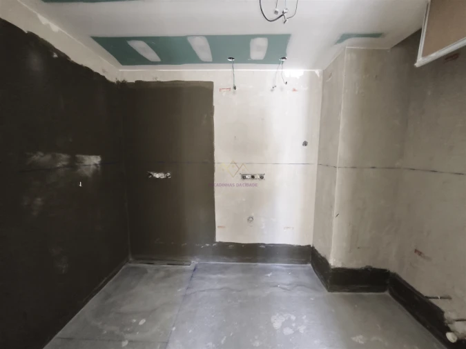 Apartamento T4 para Venda em Alcantara Foto 29
