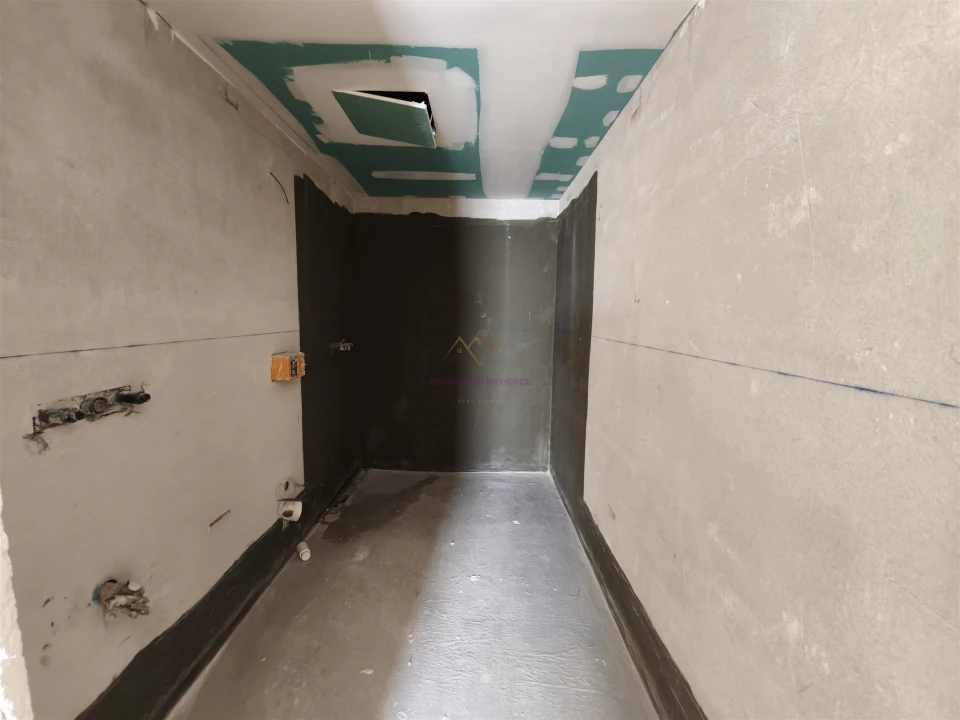 Apartamento T4 para Venda em Alcantara Foto 30