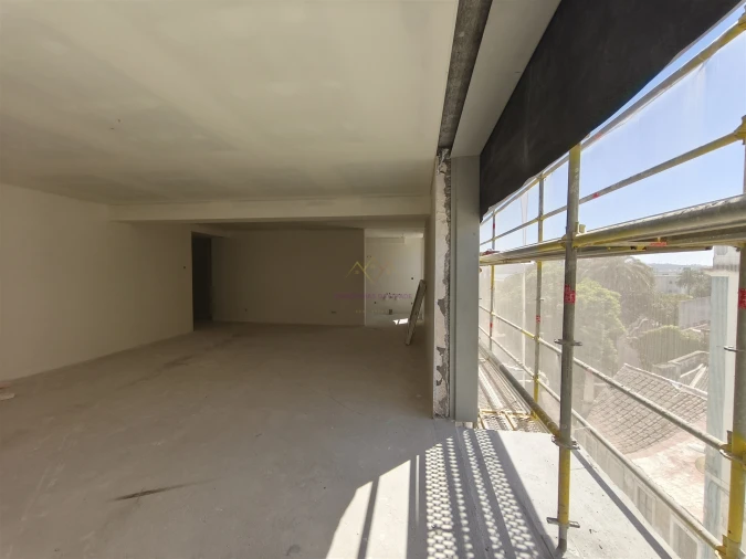 Apartamento T6 para Venda em Alcantara Foto 21