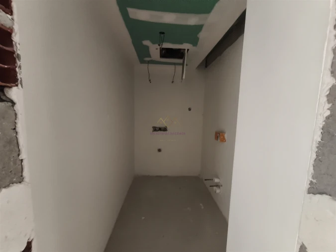Apartamento T6 para Venda em Alcantara Foto 31