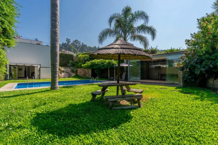 Moradia T3 para Venda em Pinheiro Foto 17