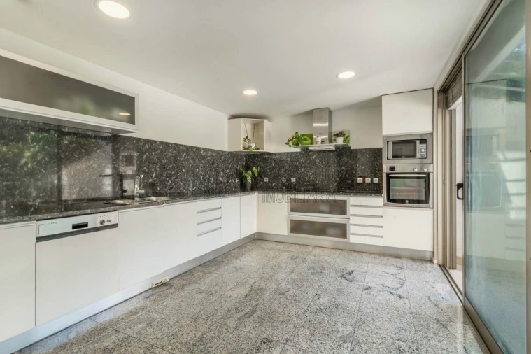 Moradia T3 para Venda em Pinheiro Foto 5