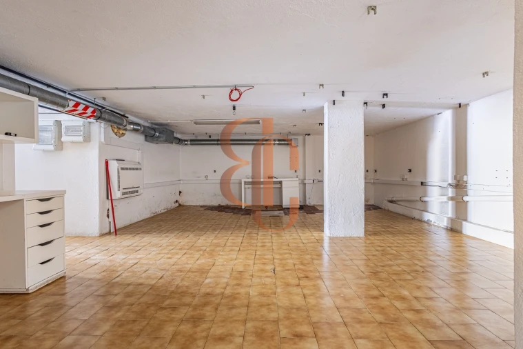 Loja para Venda em Loures Foto 14