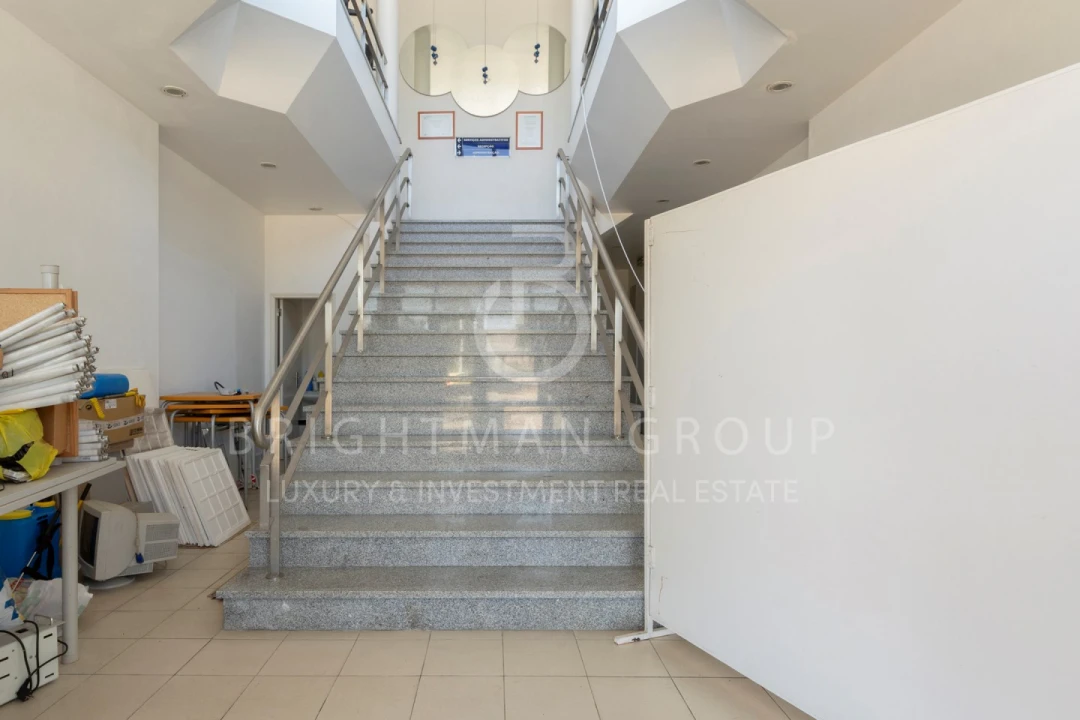 Loja para Venda em Rio de Mouro Foto 14