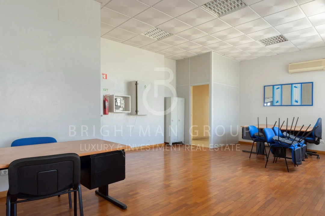 Loja para Venda em Rio de Mouro Foto 16