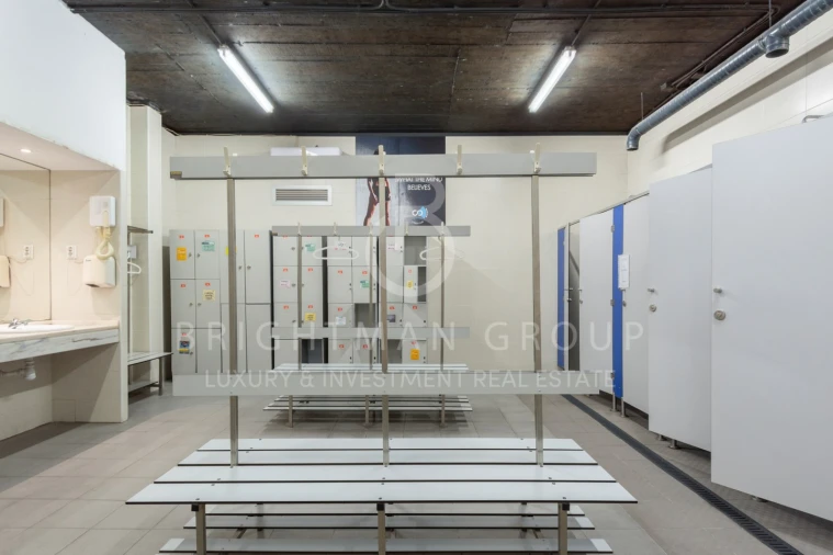 Loja para Venda em Rio de Mouro Foto 13