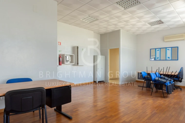 Loja para Venda em Rio de Mouro Foto 16