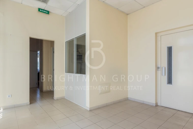 Loja para Venda em Rio de Mouro Foto 19